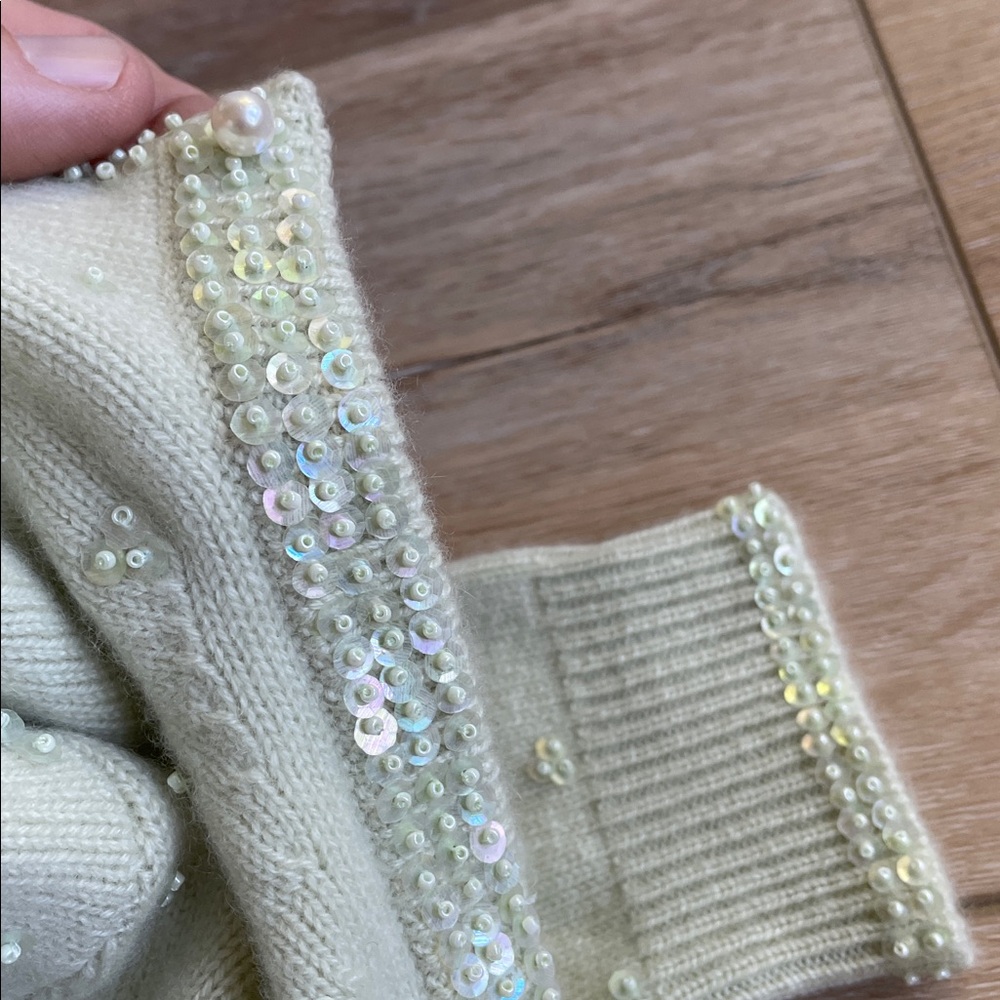 Doen Cashmere Pearl-Embellished Cream Women's Cardigan Sweater - Picture 8 of 14